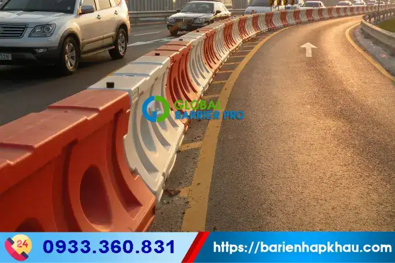 Dải phân cách giao thông HPDE